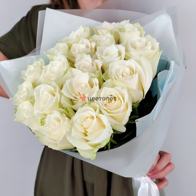 Белые розы